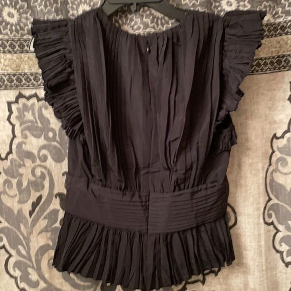 🎉🎉🎉HP🎉🎉🎉Nwt Express Sz SP Black zip back fan cap sleeves - Picture 6 of 9